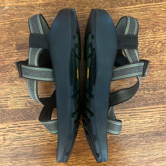 Chaco Classic Z/1 Sandals Men SZ 8 Black Green Vibram Sport Adjustable Open Toe - Picture 2 of 15